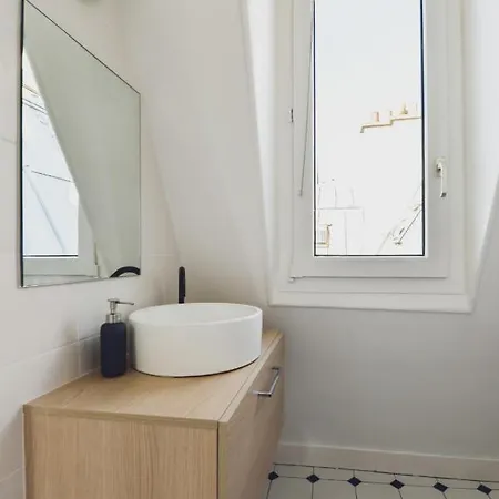 Hostnfly - Design With Balconies Near Pere Lachaise Διαμέρισμα *